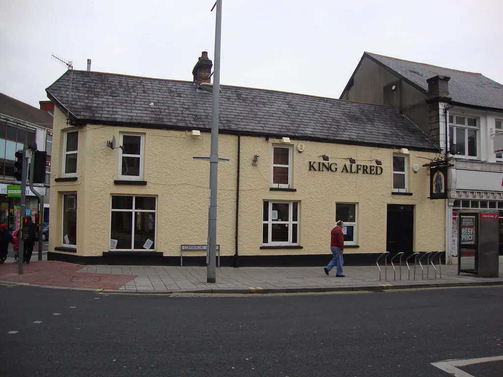 Karaoke with EsKiBeAtZ!